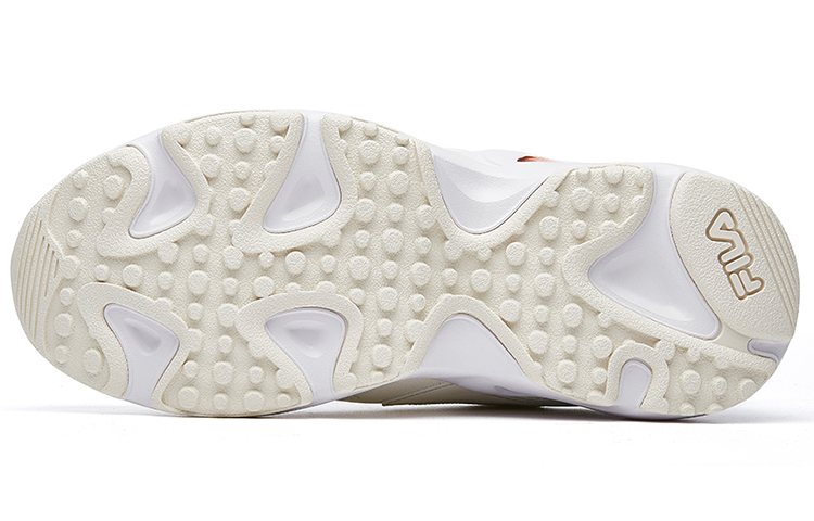 Shop (W) FILA Tracer ''Wit Crème'' F12W041104FSW