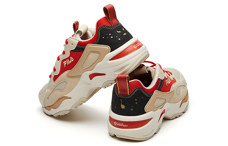 Shop (W) Zapatillas de Running FILA Tracer Beige/Rojo F12W111127FAF