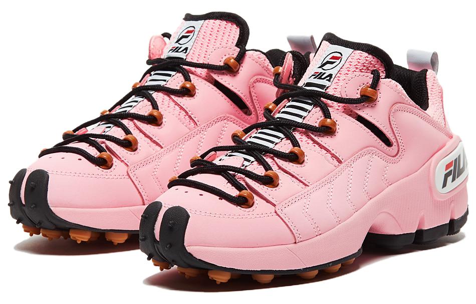 Lookbook (W) FILA 越野先锋粉色运动鞋 5RM00790-651
