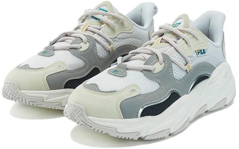 (W) FILA Gelombang 'Abu Putih' F12W332109FNA Lookbook (W) FILA Gelombang 'Abu Putih' F12W332109FNA