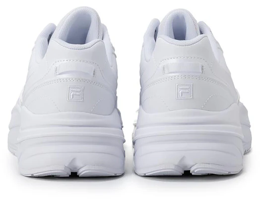 (W) FILA 波浪日休闲运动鞋 1RM02850H-101 Lookbook (W) FILA 波浪日休闲运动鞋 1RM02850H-101