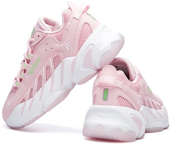 (W) FILA x Wilson x Ade レトロ ピンク (FIRA x Uiruson x Ade Retoro Pinku) F12W031133FFT Lookbook (W) FILA x Wilson x Ade レトロ ピンク (FIRA x Uiruson x Ade Retoro Pinku) F12W031133FFT