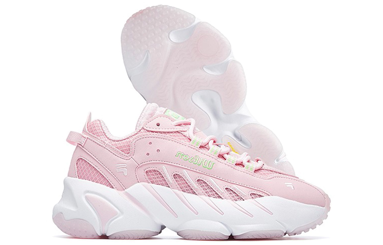 Shop Wilson x FILA斐樂 ADE 低筒 跑步鞋 女式 粉色