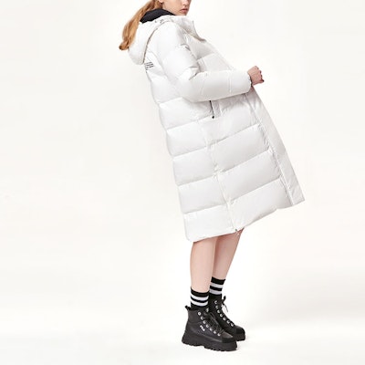 (Women) FILA Winter White Long Logo Printed Hooded Down Jacket F61W148956FWT Cheap (Women) FILA Winter White Long Logo Printed Hooded Down Jacket F61W148956FWT