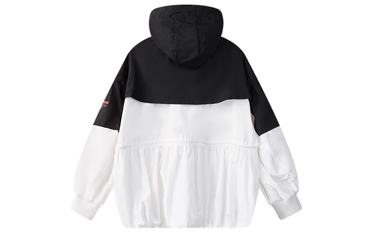 Lookbook (W) FILA x Mihara Yasuhiro 户外休闲外套 白色拼接联名款 F71W038703F-WT