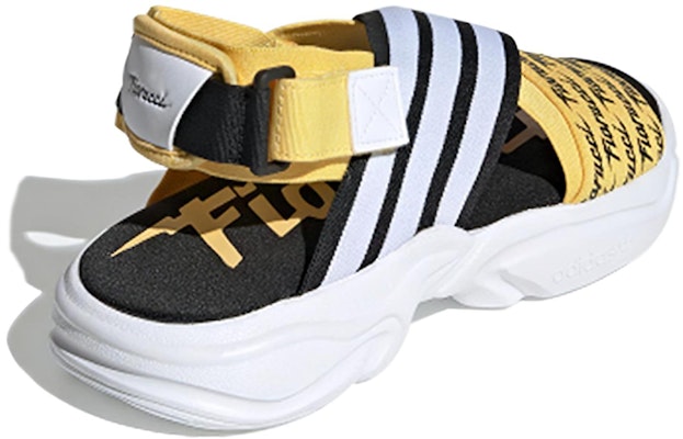 adidas originals Magmur Sandal 防滑運動涼鞋 女款 黑白黃 Shop adidas originals Magmur Sandal 防滑運動涼鞋 女款 黑白黃