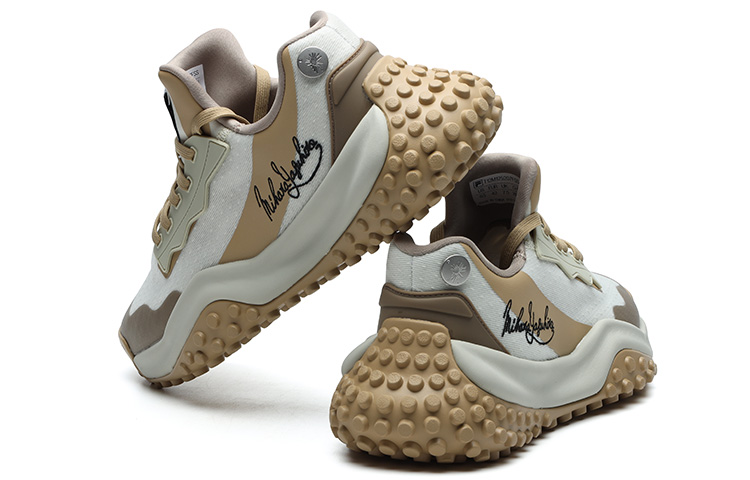 Shop (W) FILA Fusion FM-9 x Mihara Zapatos T12W125207FSS