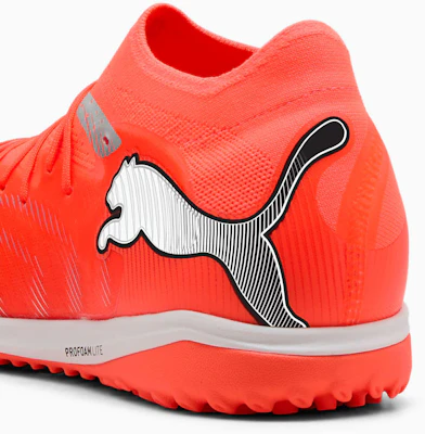 (W) 未来 9 专业笼式 荧光红-彪马白-彪马黑-彪马银 108902-01 Lookbook (W) 未来 9 专业笼式 荧光红-彪马白-彪马黑-彪马银 108902-01