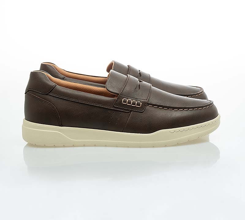 women-g-t-hawkins-manter-sneaker-collection-trendy-footwear-for-all-occasions-g140202007