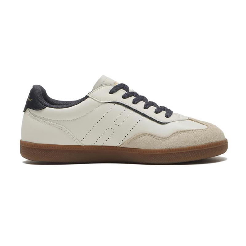 Shop (W) G.T 호킨스 비키 스니커 스포츠웨어 운동화 G150304007