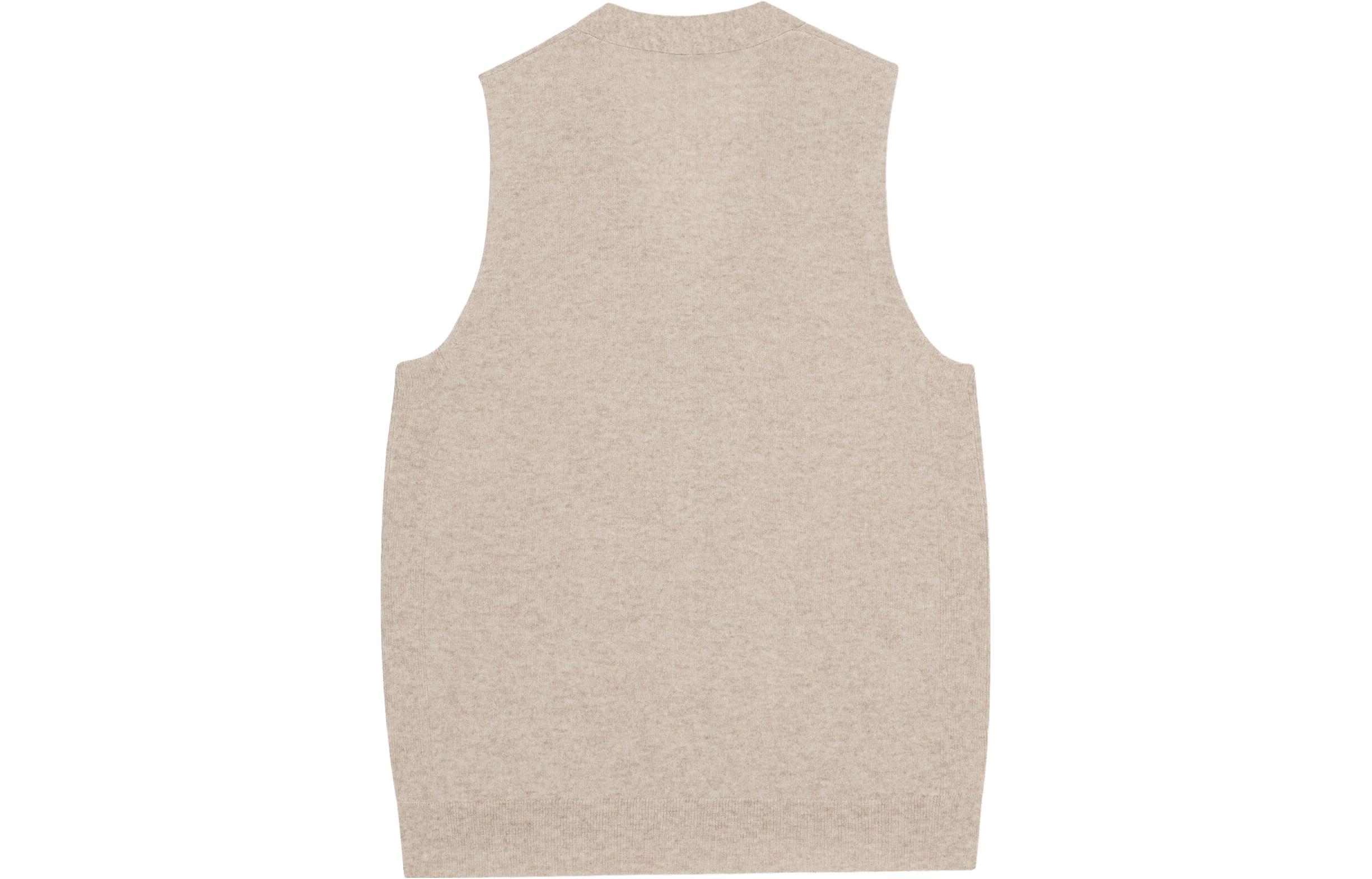 Lookbook (W) GANNI 無袖V領卡其色扣式背心。 K2063-873