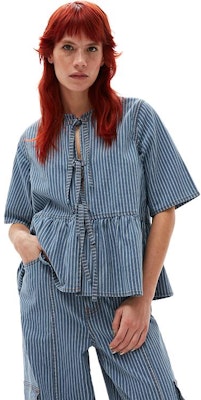 (W) 가니 스트라이프 보타이 3/4 슬리브 셔츠 - 미드 블루 그레이 J1314566 Lookbook (W) 가니 스트라이프 보타이 3/4 슬리브 셔츠 - 미드 블루 그레이 J1314566