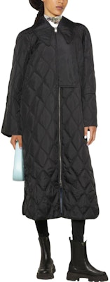 (W) 가니 FW22 블랙 퀼팅 롱코트 사이드 슬릿 칼라. F7327099 Lookbook (W) 가니 FW22 블랙 퀼팅 롱코트 사이드 슬릿 칼라. F7327099