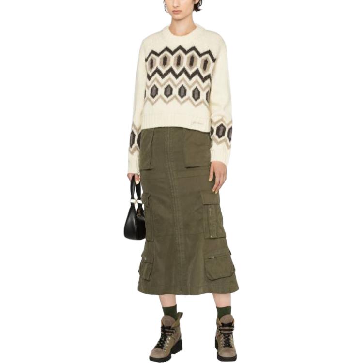 Shop (W) 가니 FW23 화이트 자수 니트 스웨터 - 크루넥 루즈핏. K2042135