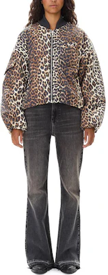 (W) GANNI FW24 豹紋拉鍊飛行夾克 杏仁奶油色 W0202859 Lookbook (W) GANNI FW24 豹紋拉鍊飛行夾克 杏仁奶油色 W0202859