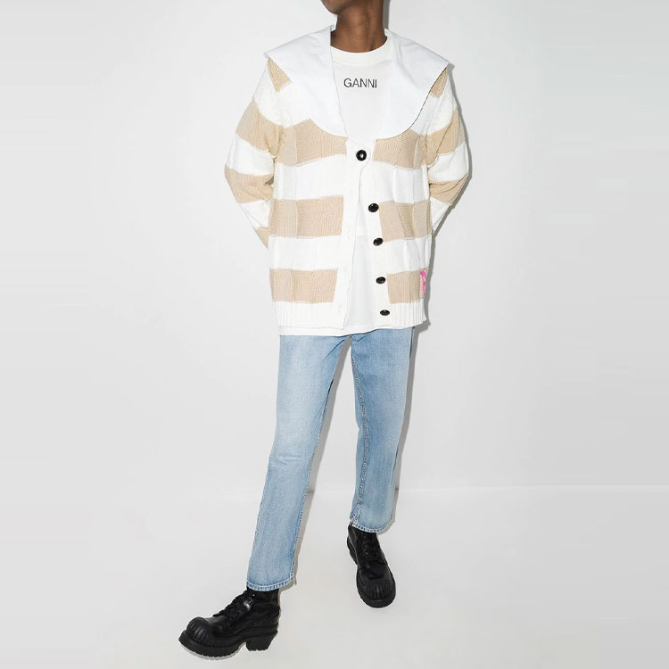 Lookbook (W) 가니 SS22 스마일리 칼라 가디건 스웨터 화이트 K1650-135