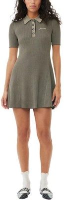 (W) 가니 SS24 슬림핏 폴로 칼라 드레스 로고 자수 사파리 옐로우. K2194883 Lookbook (W) 가니 SS24 슬림핏 폴로 칼라 드레스 로고 자수 사파리 옐로우. K2194883