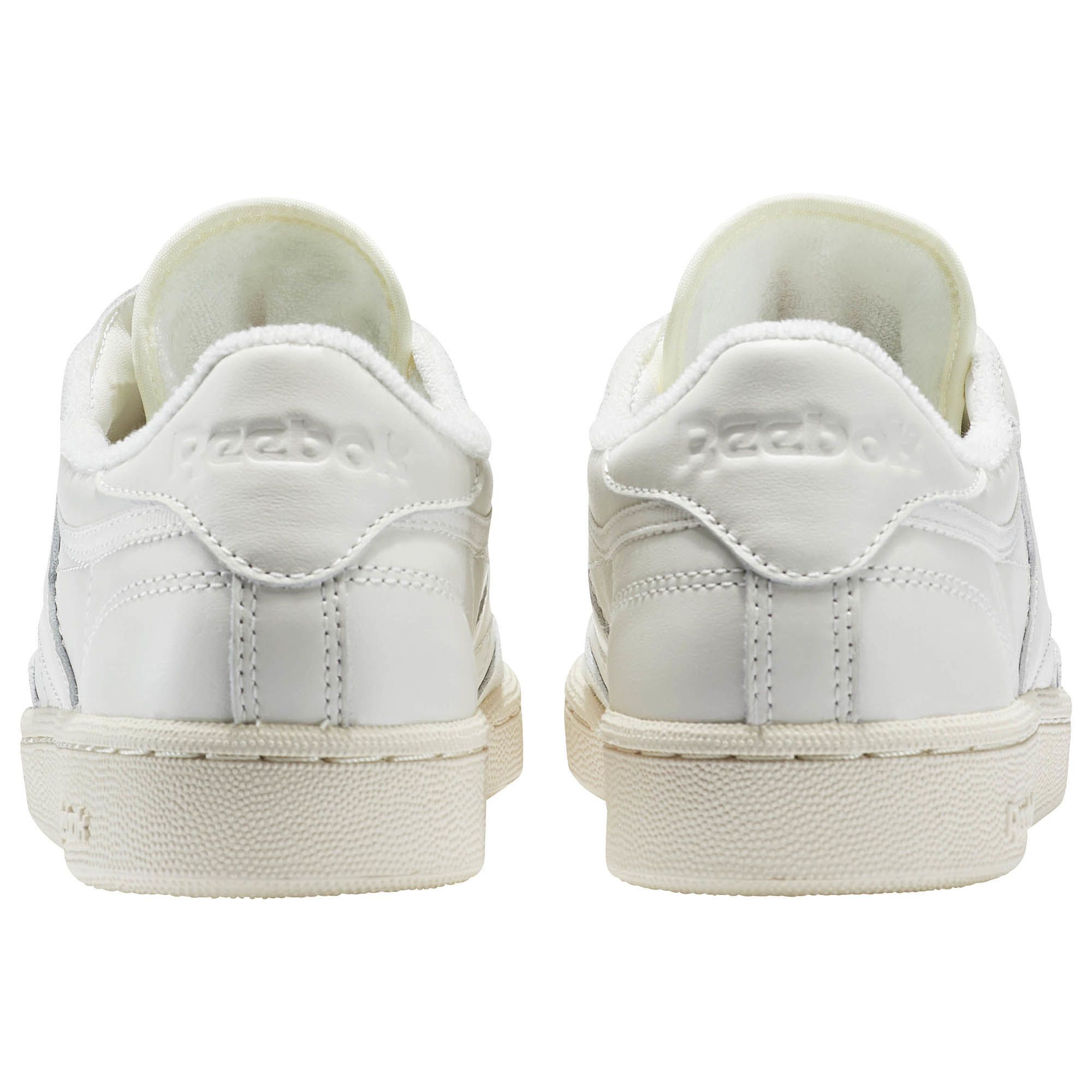 Purchase (W) Gigi Hadid x Reebok Club C 85 Zip 'Chalk' Kasut Perempuan BS6612