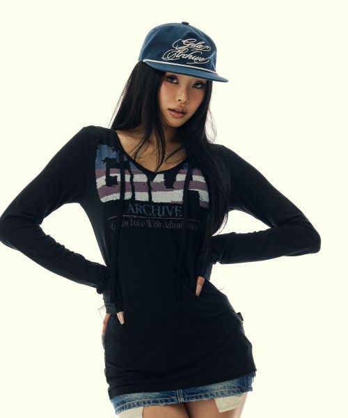 (Women) GILA ARCHIVE USA Logo V-Neck Black Long Sleeve Shirt GL26SPTP12BK