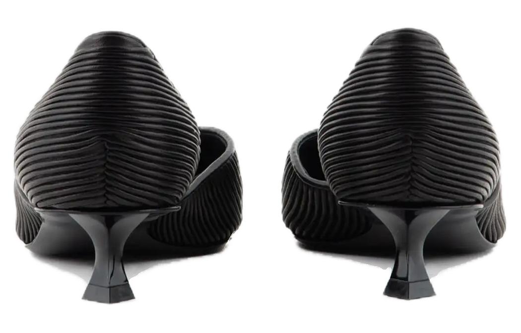 Purchase (W) Giorgio Armani Tacones Bajos de Cuero 'Negro' 'Elegante con Pliegues y Rayas' X1E949XN966K001