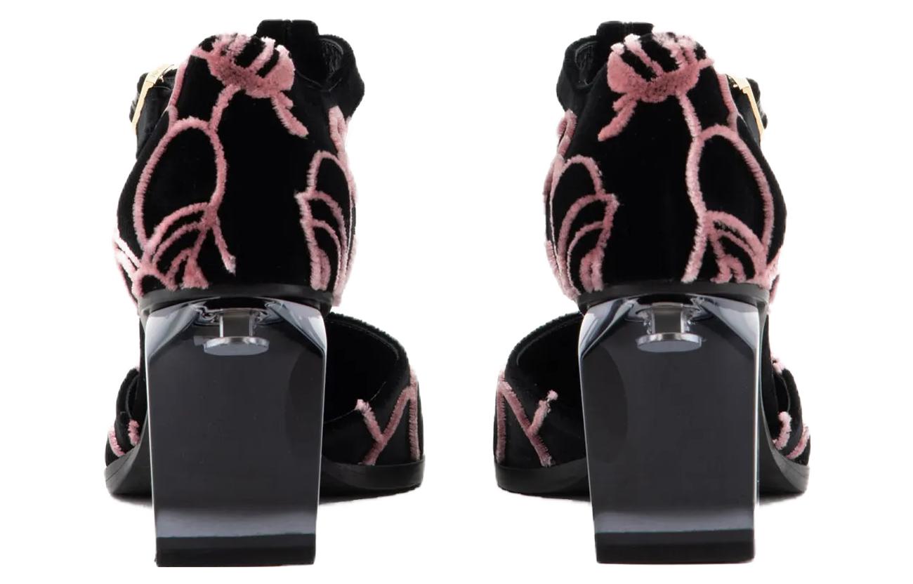 Lookbook (W) Giorgio Armani Velvet Chunky Heel Toe Persegi 'Hitam Pink' X1E947XT550100002