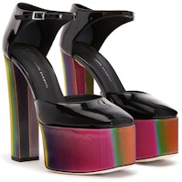 giuseppe zanotti/GZ Bebe 漆皮 防水台金屬扣 高跟鞋 女款 黑色 Lookbook giuseppe zanotti/GZ Bebe 漆皮 防水台金屬扣 高跟鞋 女款 黑色