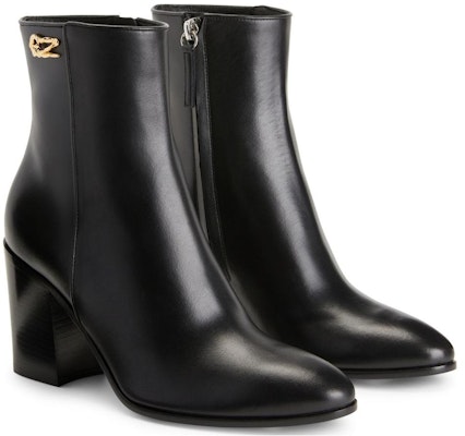 (W) 주세페 자노티 블랙 지퍼 힐 부츠 I270008001 Lookbook (W) 주세페 자노티 블랙 지퍼 힐 부츠 I270008001