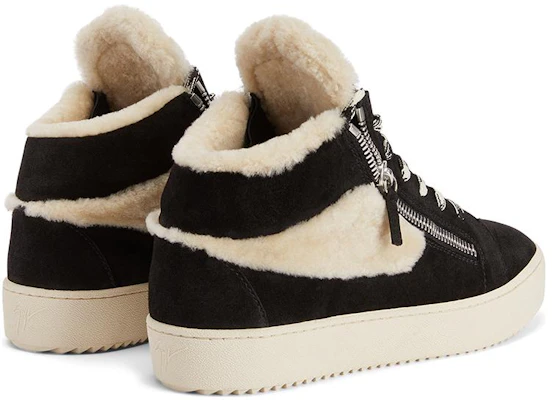 (W) Giuseppe Zanotti Zapatillas Mid-Top 'Black Strap' Negro. RW30036001 Lookbook (W) Giuseppe Zanotti Zapatillas Mid-Top 'Black Strap' Negro. RW30036001