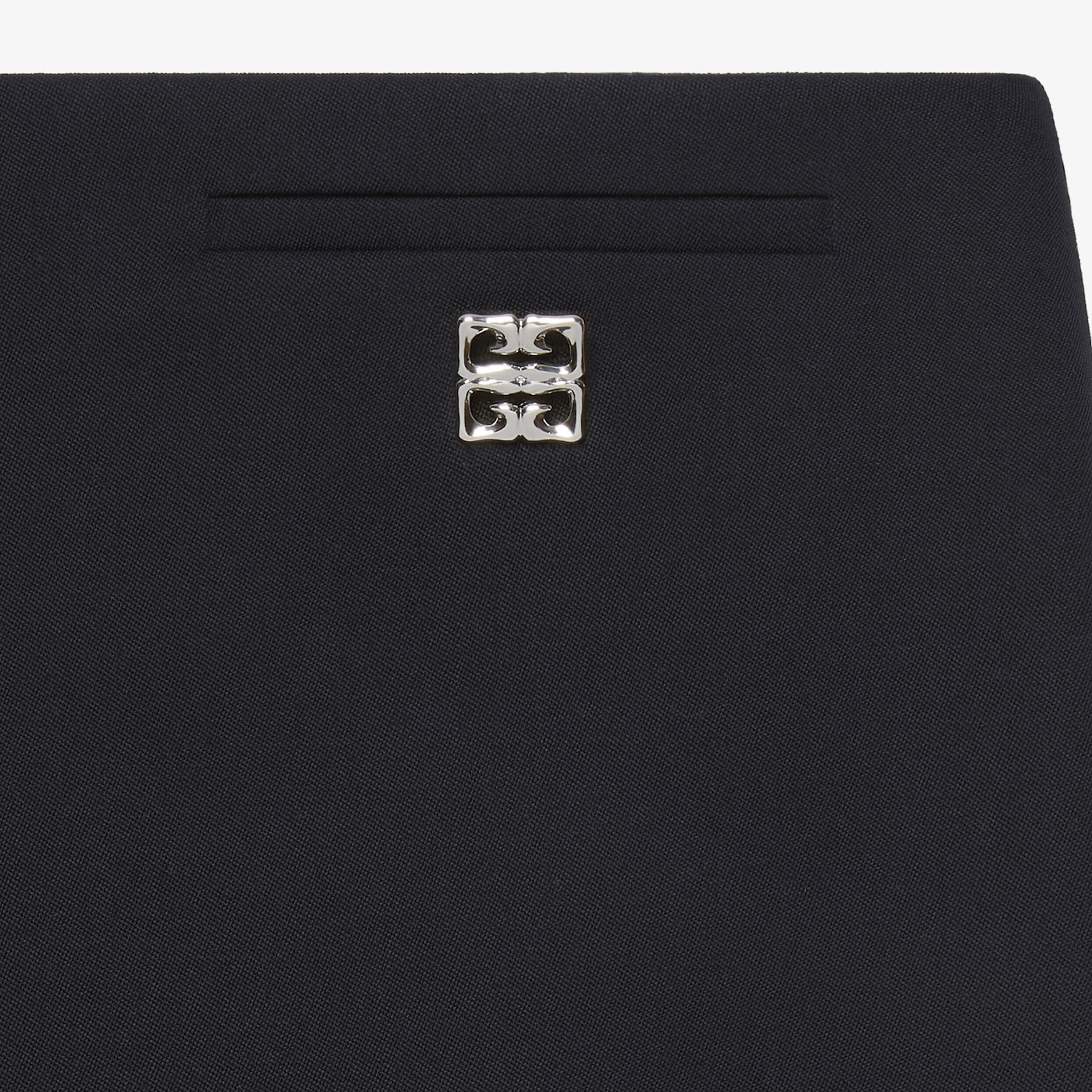 Details for (W) ジバンシィ ブラック ストレートカジュアルスカート ソリッドロゴ FW24. BW40W915CT-001