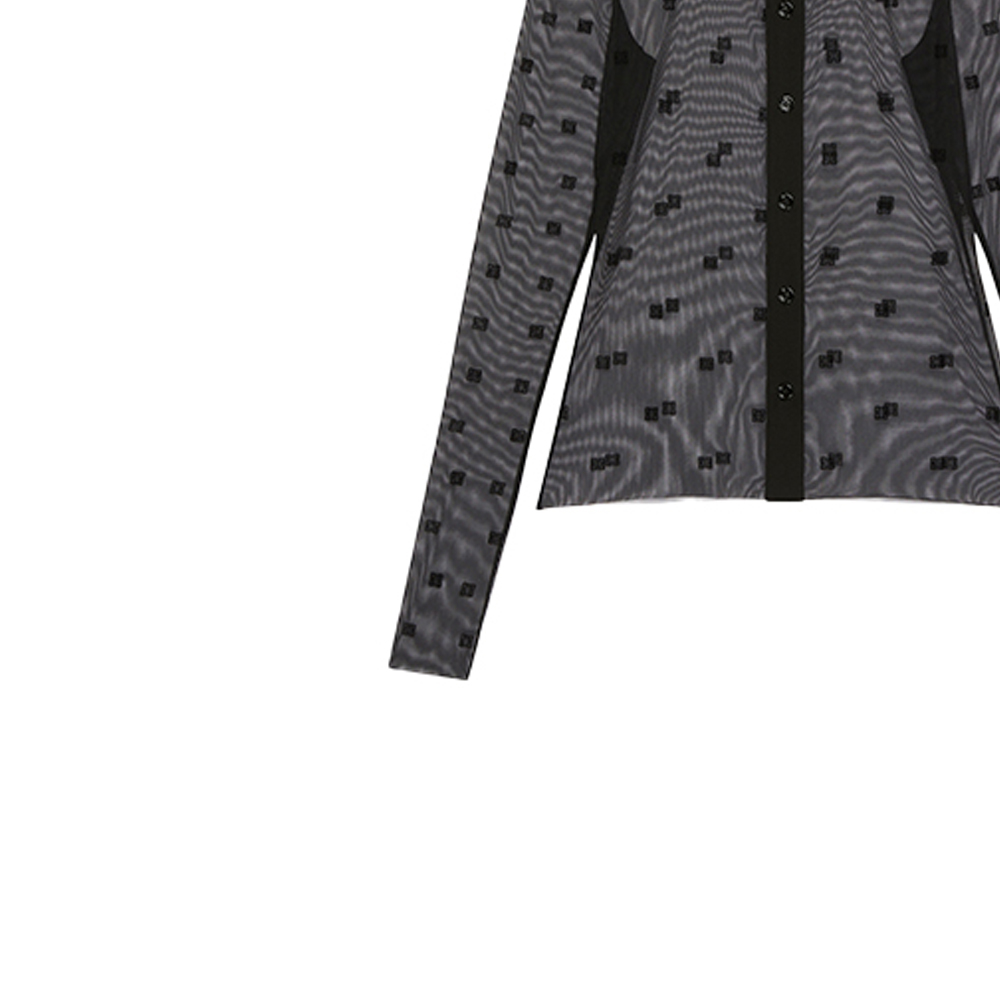 Sizing (W) Kemeja Lengan Panjang Slim-Fit GIVENCHY Hitam Pola 4G Transparan. BW60X530TD-001