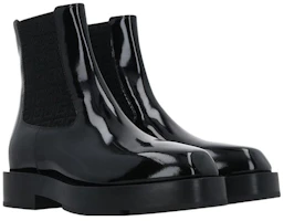 Lookbook (W) Givenchy Bottes Chelsea ''Cuir Verni Noir'' BE603AE18Q-001