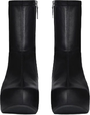 (W) Givenchy Clog 'Bulu Biri Hitam' BE603UE1DL-001 Lookbook (W) Givenchy Clog 'Bulu Biri Hitam' BE603UE1DL-001