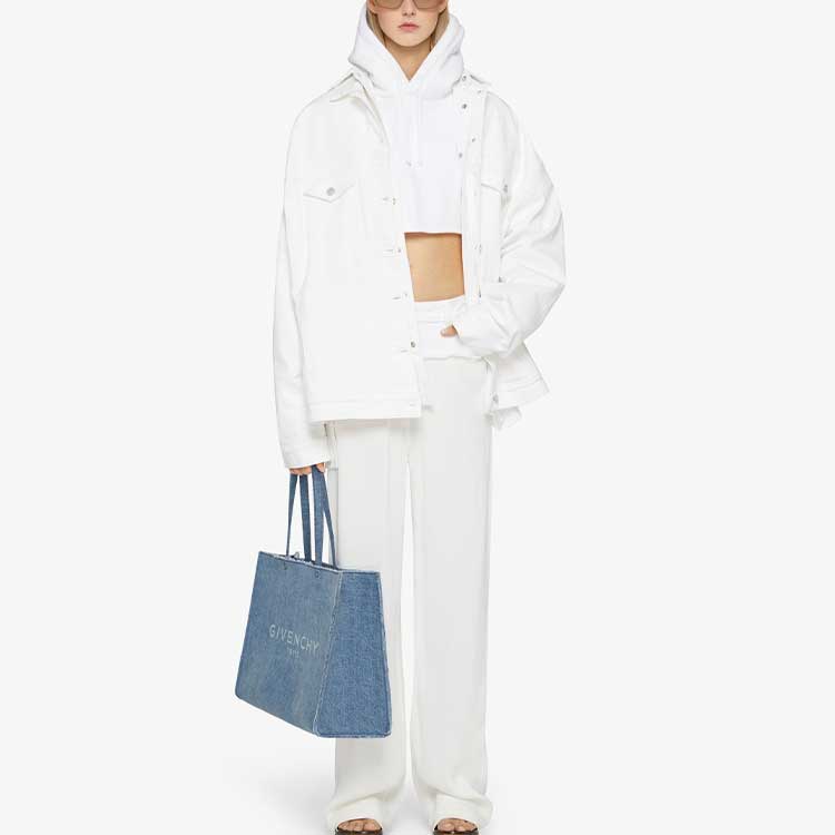 Lookbook (W) GIVENCHY FW23 Jaket Kasual Fit Longgar Putih Single-Breasted BW00JW5Y4J-100