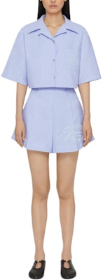 (W) ジバンシィ FW24 無地 刺繍バッジ ジッパーショーツ ライトブルー BW515GG1ZE-453 Lookbook (W) ジバンシィ FW24 無地 刺繍バッジ ジッパーショーツ ライトブルー BW515GG1ZE-453