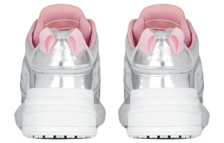Lookbook (W) Givenchy GIV 1 Light Sneaker ''Silber Grau'' BE001ZE19D070