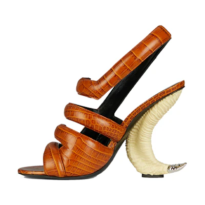 (W) Givenchy Horn Heel 'Camel'