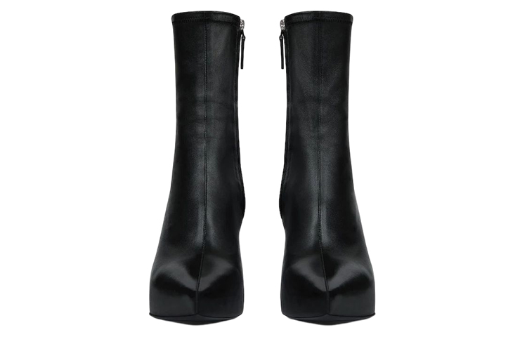 Lookbook (W) 지방시 블랙 가죽 앵클부츠 (뾰족) BE603YE1J5-001