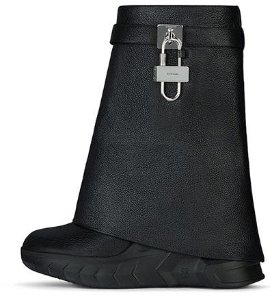 women-givenchy-shark-lock-biker-boots-black-grain-leather-be-603-se-1-az-001