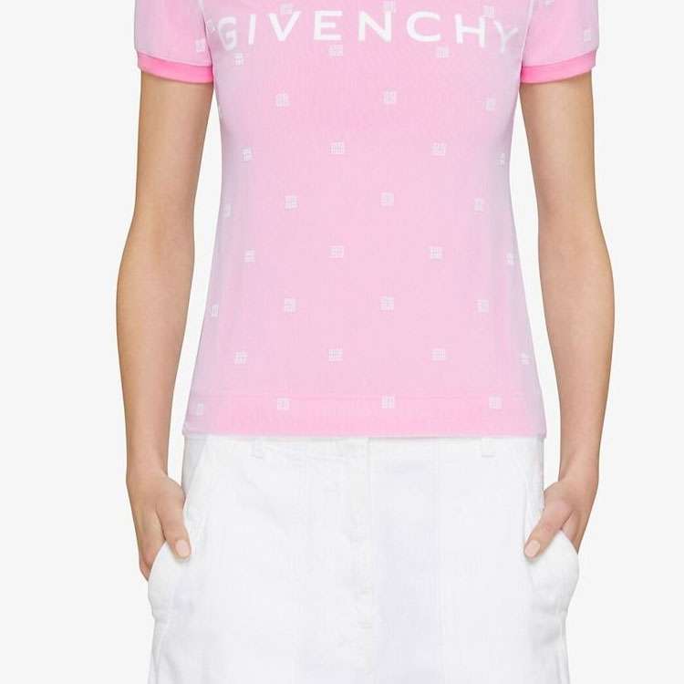 Sizing (W) Givenchy Kaos Wanita Crewneck Logo Pink SS23. BW70CG3YDU-656