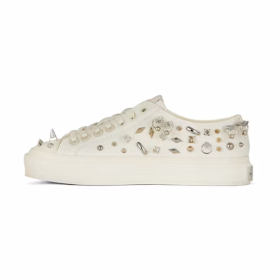 (W) Givenchy Studded 'Breathable CMFT White Fashion Sneakers'
