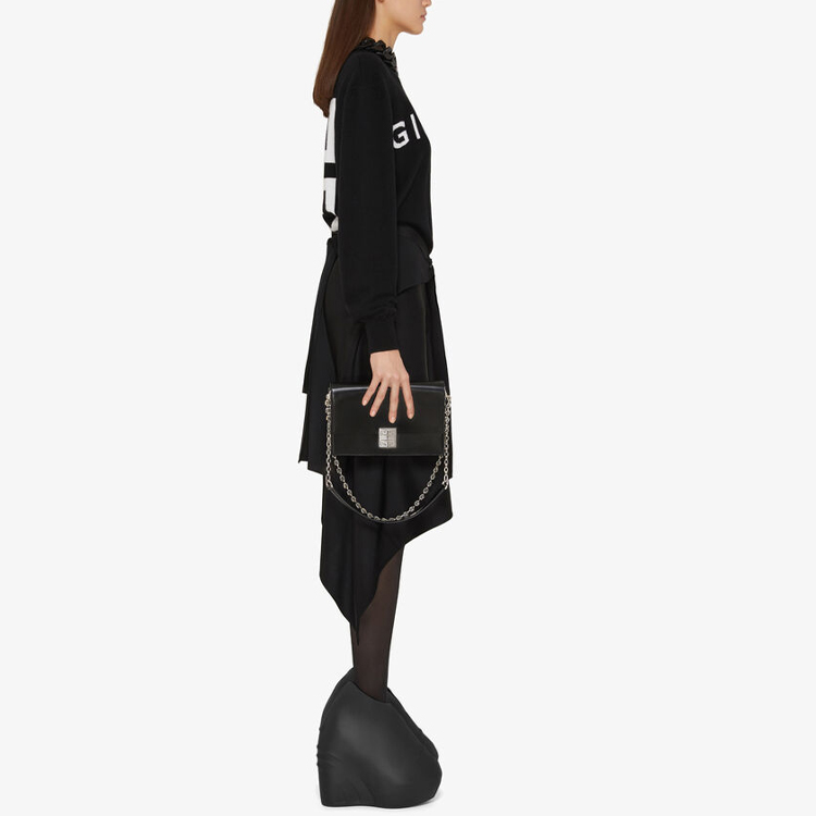 Shop (W) Sweater GIVENCHY Hitam dengan Logo Huruf Print Bahan Cashmere BW90CU4Z9S-004