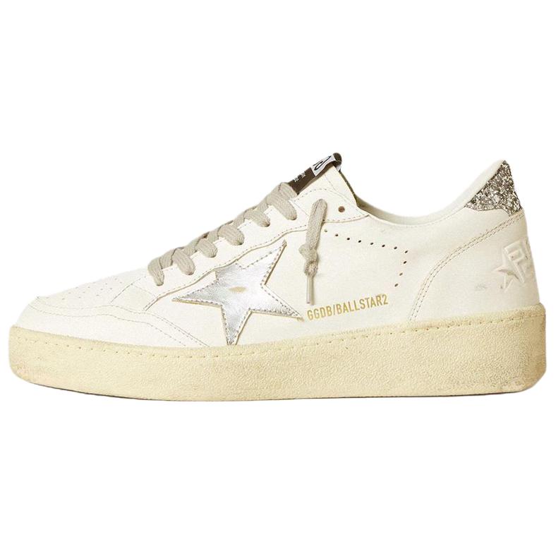 (Women) Golden Goose Ball Star White Leather Low-Top Sneakers. GWF00804.F006966.80185