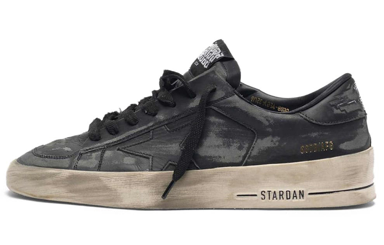 (Women) Golden Goose Stardan 'Distressed Black Leather' G35WS959.E3