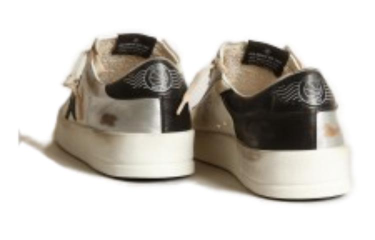 Shop Golden Goose Stardan 皮革 圓頭繫帶 低筒 板鞋 女款 銀色