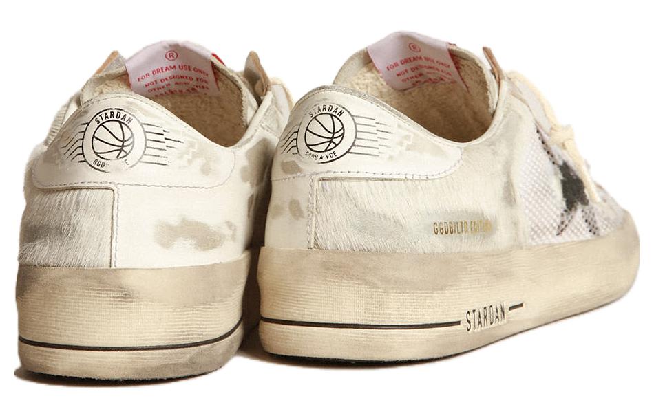 Shop (W) Golden Goose Stardan 多功能低帮白色运动鞋 GWF00128.F003532.70159