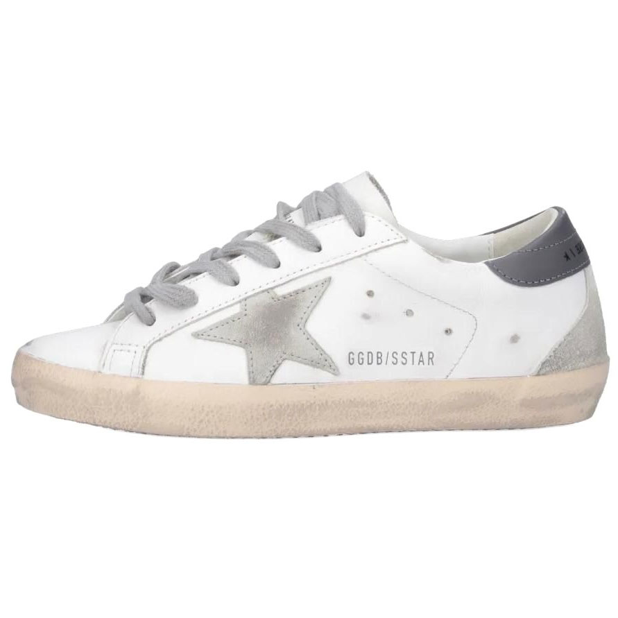 (Women) Golden Goose Super-Star Grey Low-Top Sneakers with Star Design. GWF00102.F006113.11915