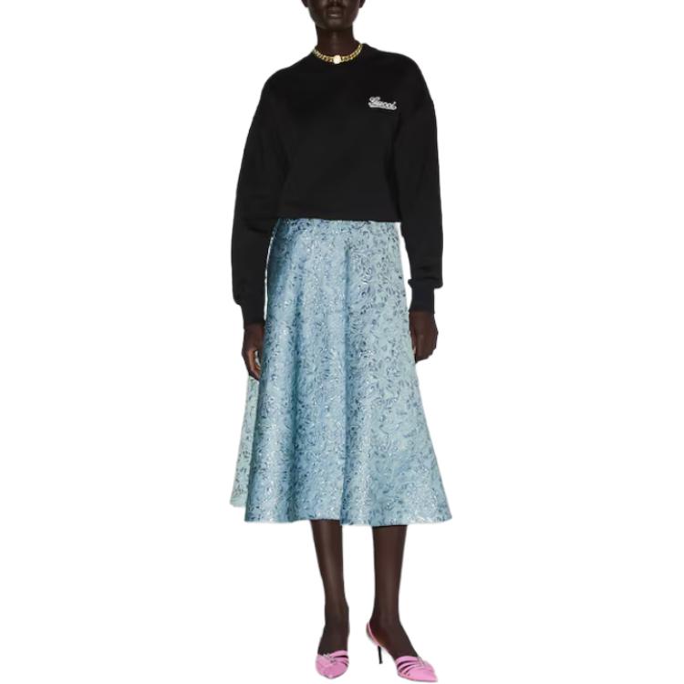 Lookbook (Women) GUCCI  Black Pullover Sweatshirt with Solid Logo Print and Drop Shoulder. 789582-XJGSY-1043