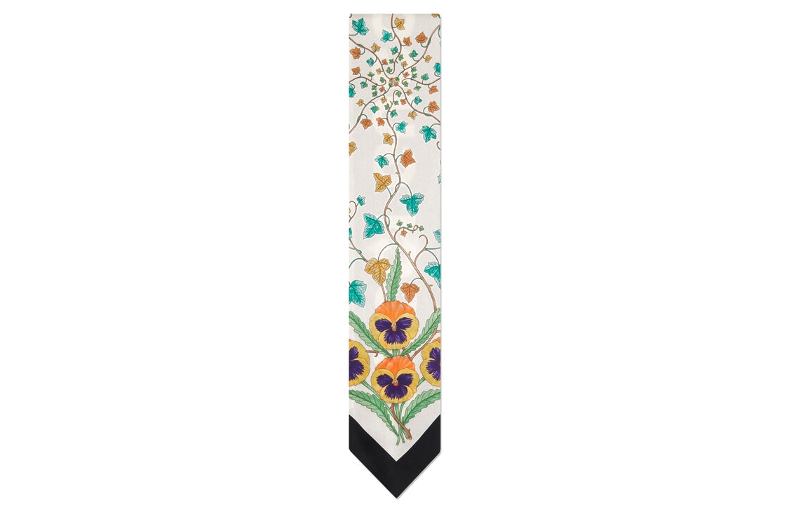 (Women) GUCCI  Floral Print Classic Silk Scarf Beige/Black. 756912-3G001-9260