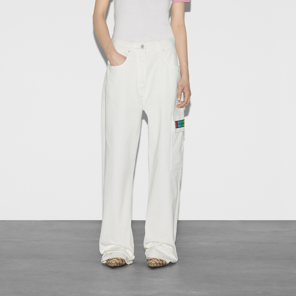 (Women) GUCCI  Ivory White Mid-Rise Straight-Leg Jeans with Logo Print. 783947-XDCXX-9200 圖 4