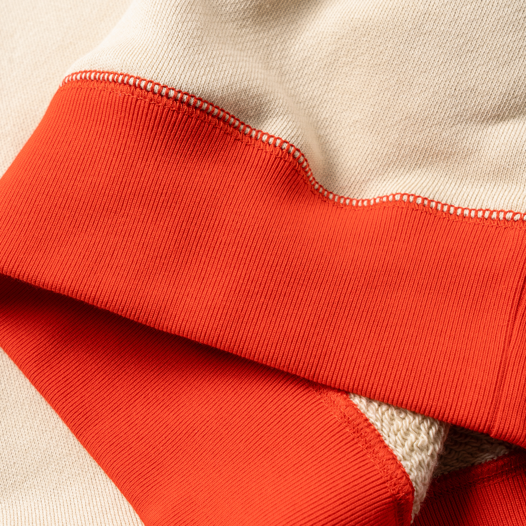 (Women) GUCCI  Red and Yellow Hoodie with Letter Logo Print. 671508-XJDRU-9028 圖 10